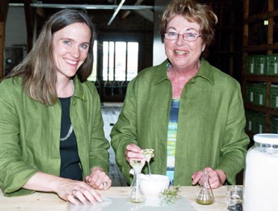 Karolin Linker und Renate Breu